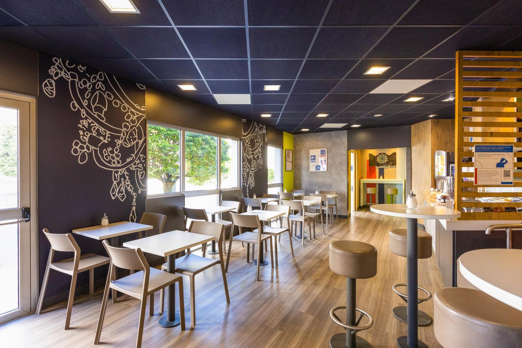 Ibis Budget Angouleme Centre Esterno foto