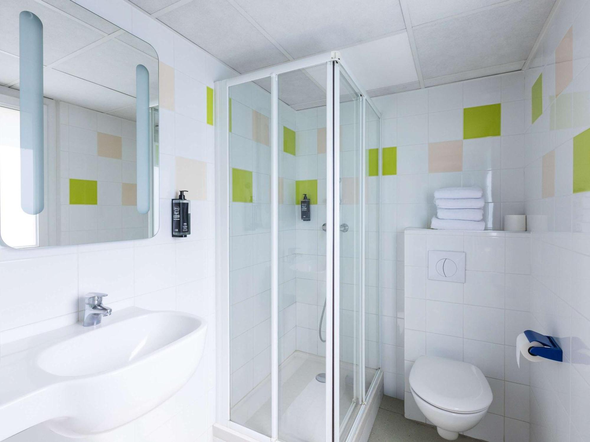 Ibis Budget Angouleme Centre Esterno foto